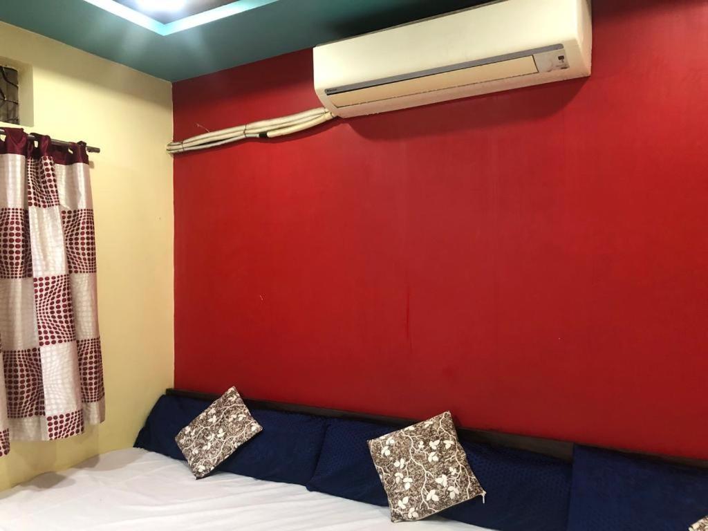 New Yanti Guest House Ujjain Eksteriør bilde