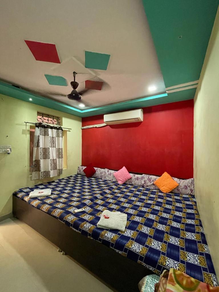 New Yanti Guest House Ujjain Eksteriør bilde